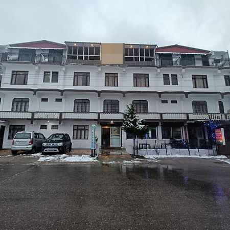 Hotel Badrinath Exterior photo